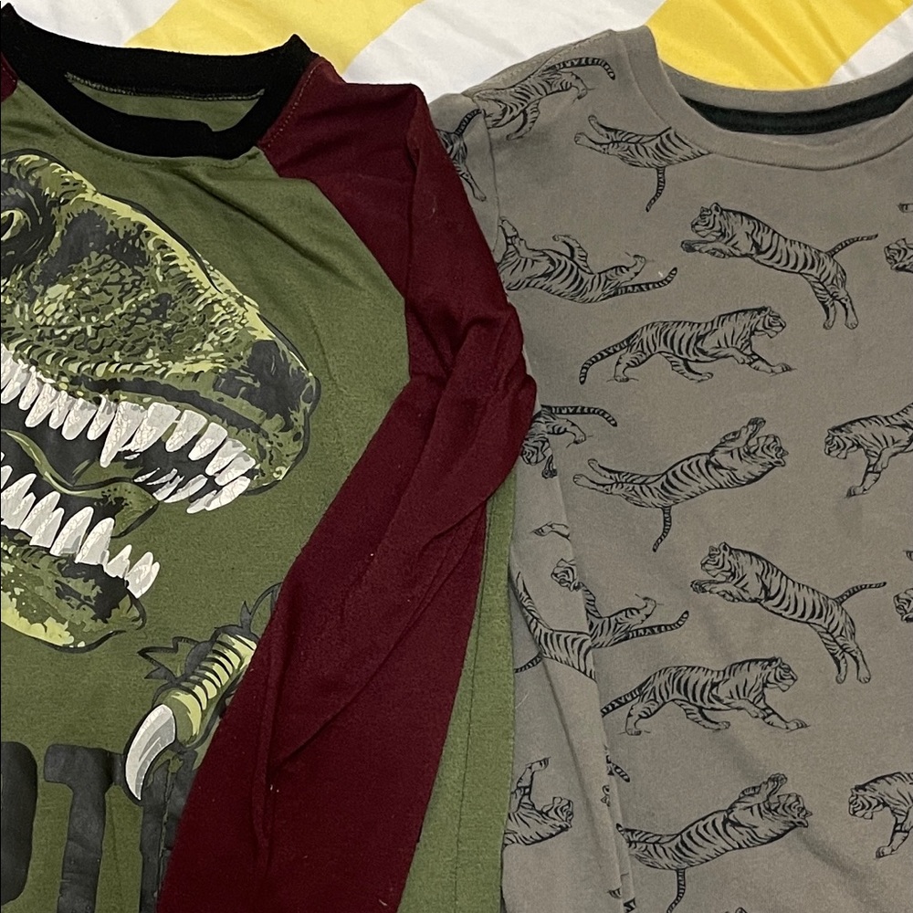 Long sleeve T-shirts